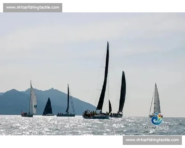 三亚国际帆船赛激情启航海上风采尽显